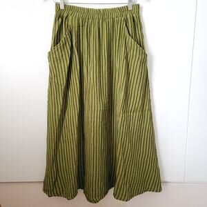 Curator SF Fawn Skirt in Avocado Sz L